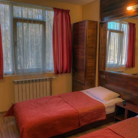 بيت ضيافة комплекс шуменско плато شومن